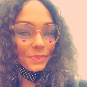 Meet your Posher, Toni